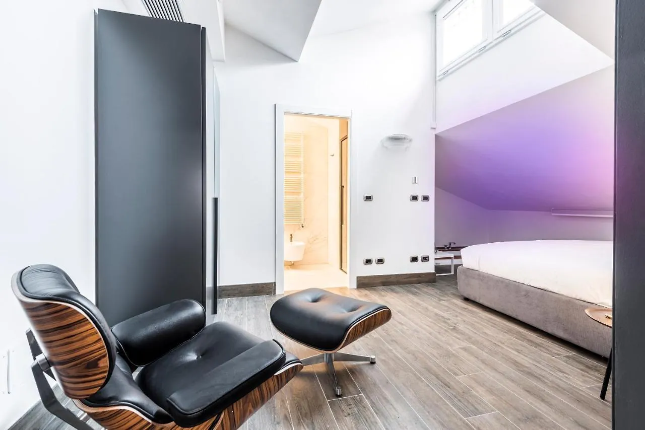 Design Club Collection Apartment Bologna Italy