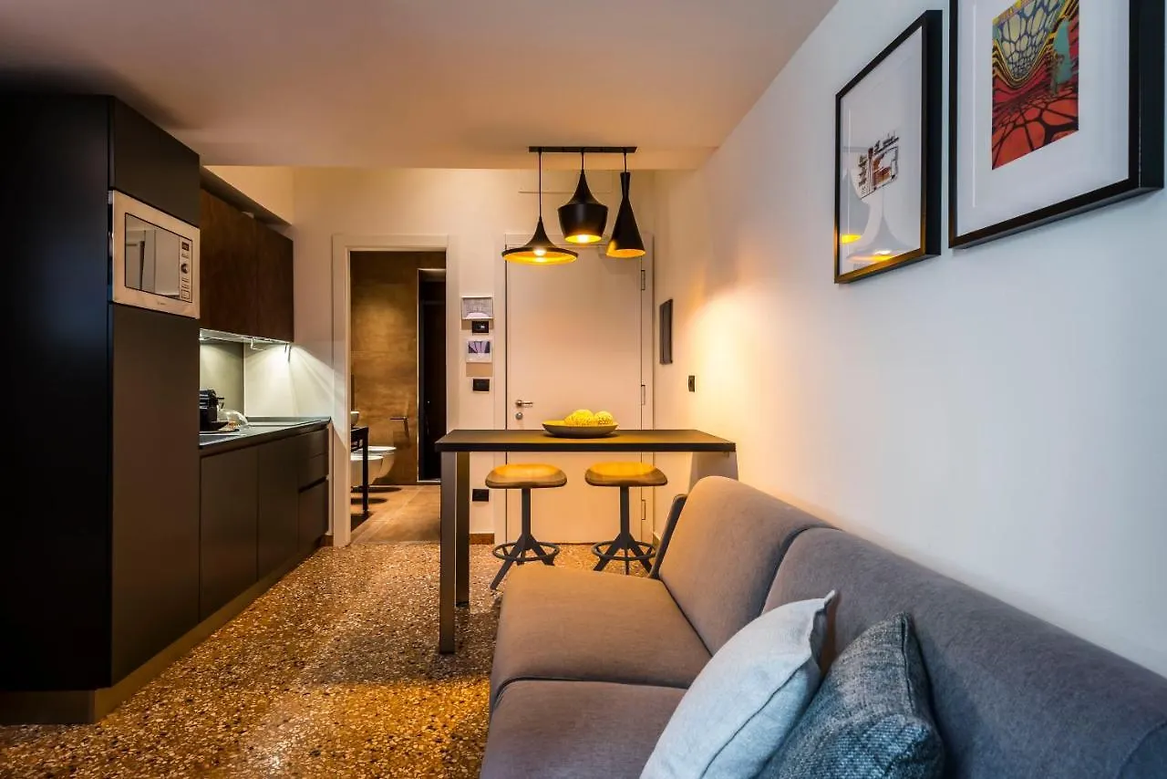 Design Club Collection Apartment Bologna