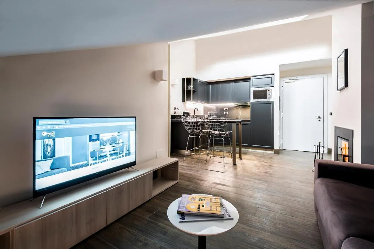 Design Club Collection Apartment Bologna