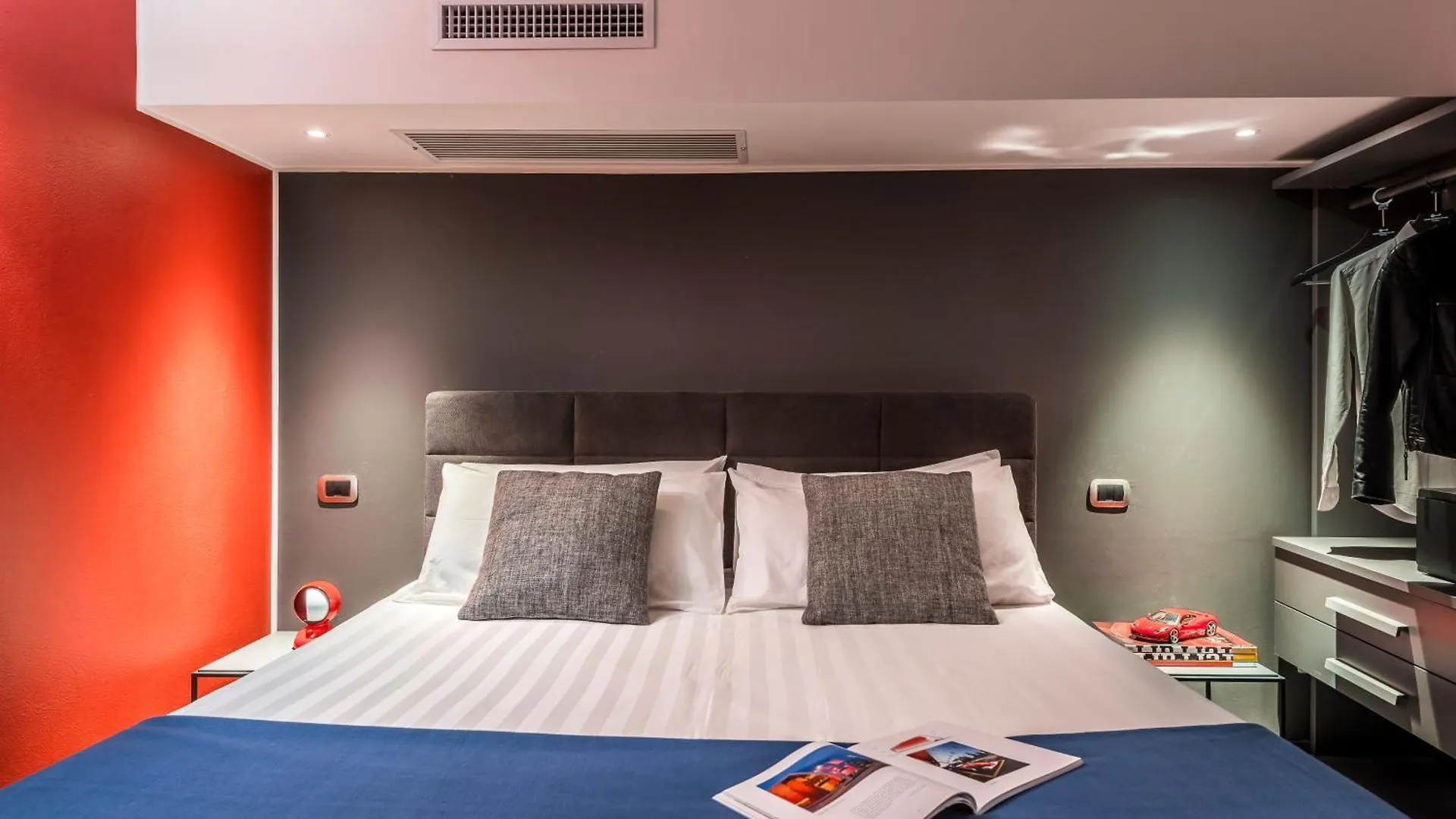 Design Club Collection Apartment Bologna